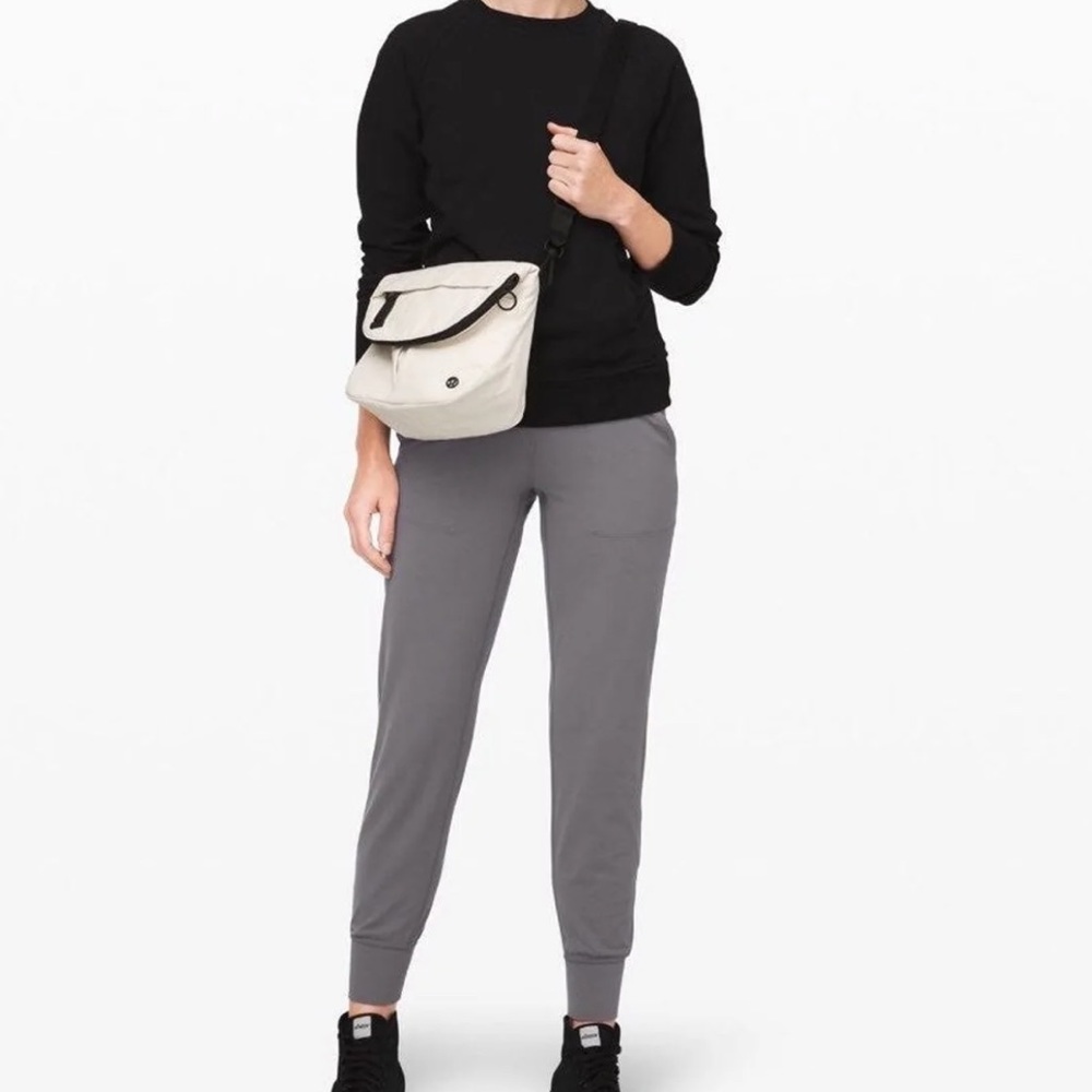 NWT Lululemon Align Jogger!!